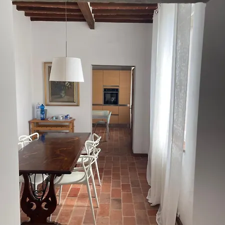 L'albero Della Sinalunga